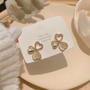 Clover earrings